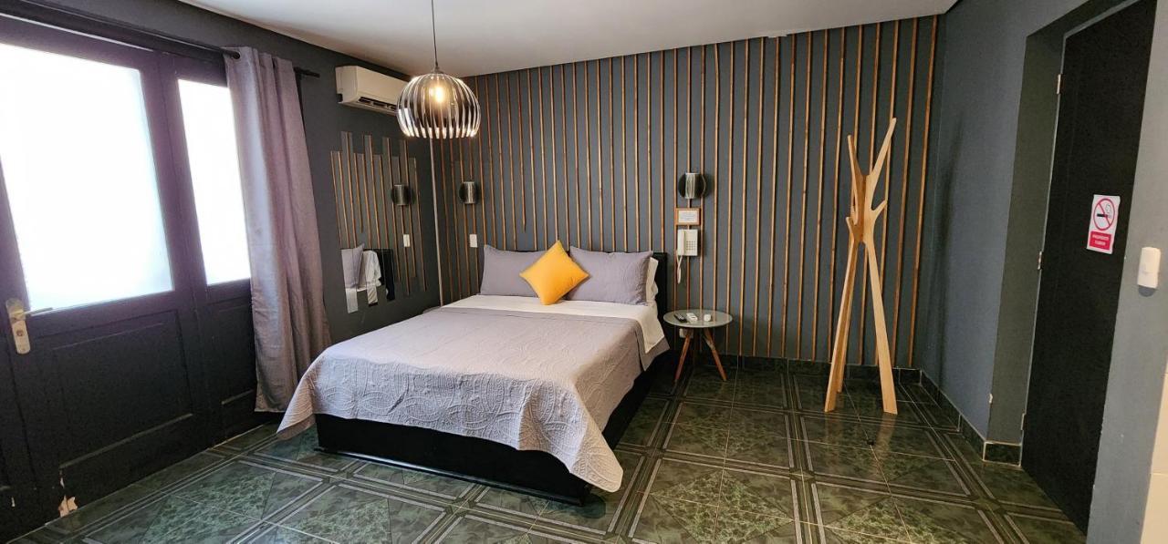 Hotel Voila La Moneda サンティアゴ エクステリア 写真